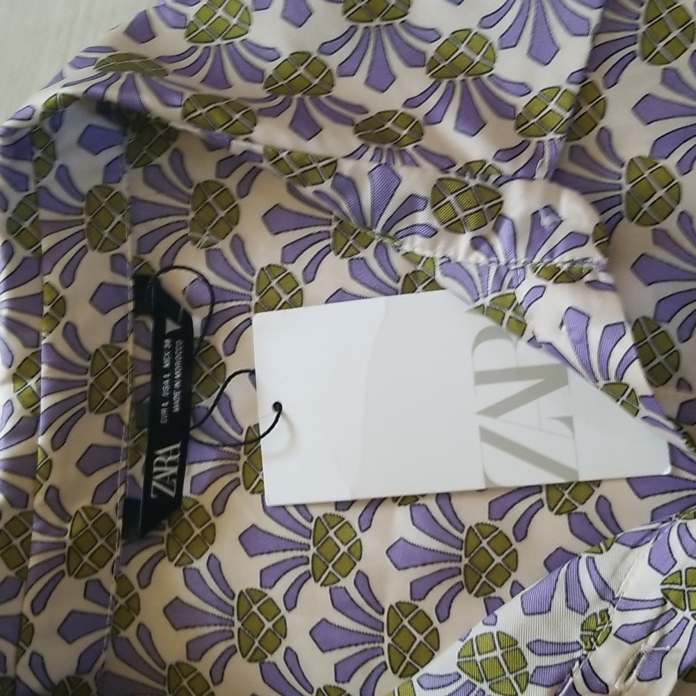 Zara - Picture 3 of 6
